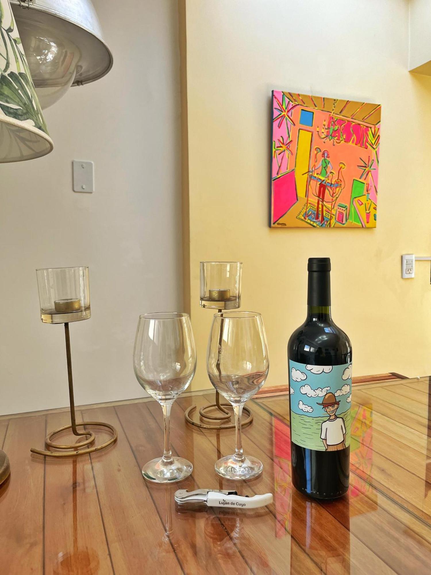 Pato's Apartment *